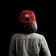 Load image into Gallery viewer, CLUB65 CAP PANTONE32 - Leyouki