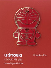 Load image into Gallery viewer, Doraemon Singapore Collection: Pin Badge &#39;Happiness&#39; - Leyouki
